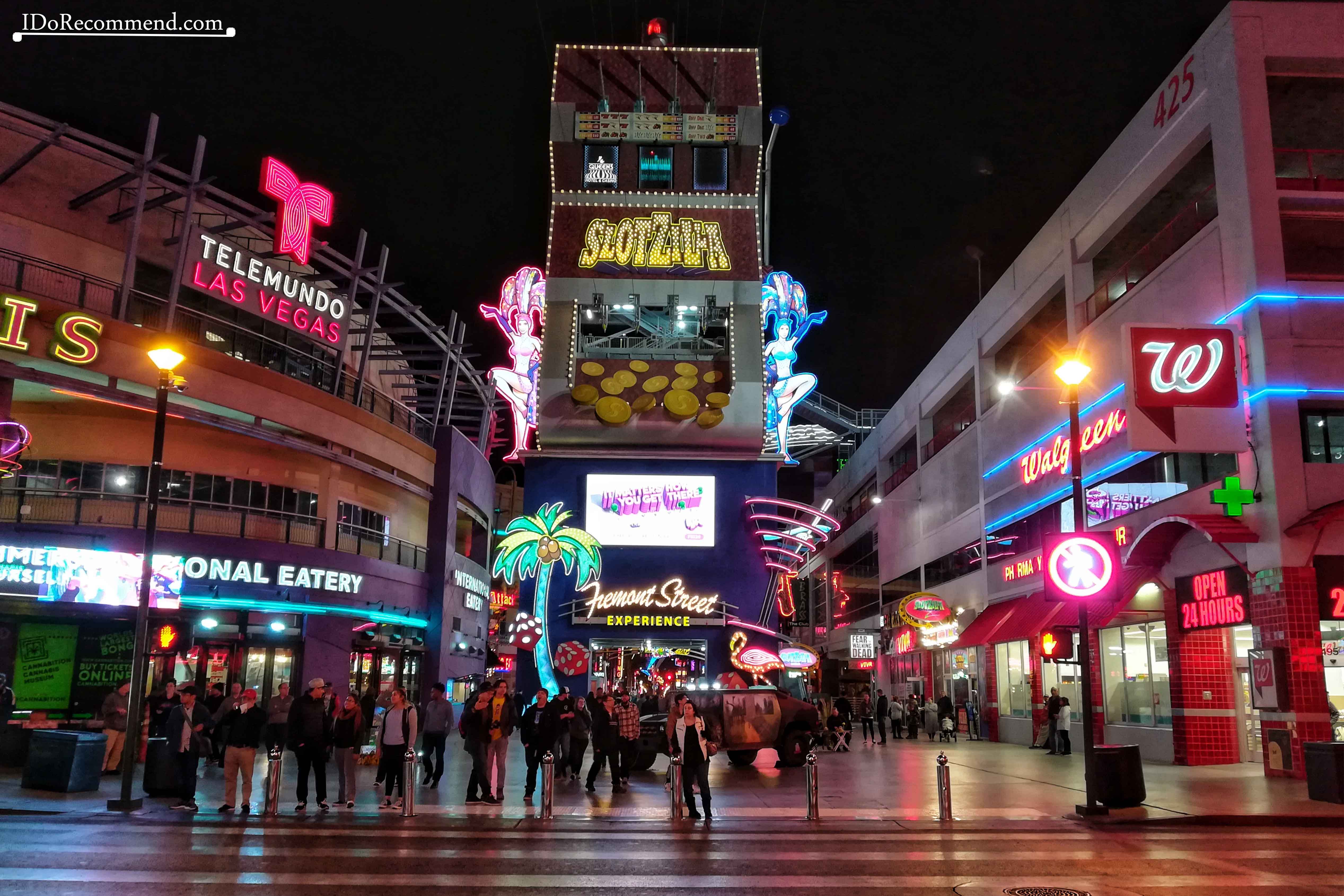Las_Vegas_Downtown_Fremont_Street