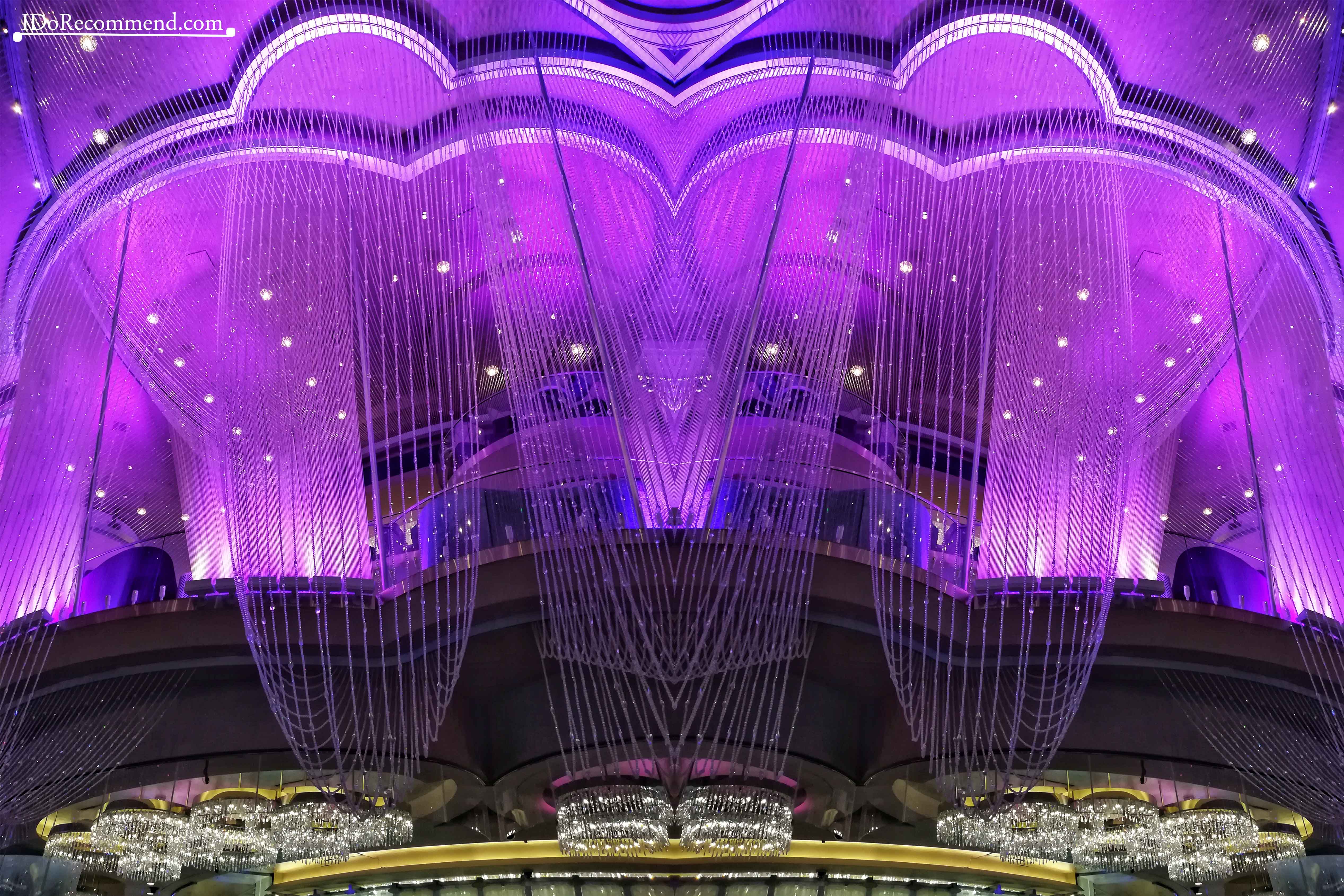 Las_Vegas_Strip_Cosmopolitan_Hotel_Casino