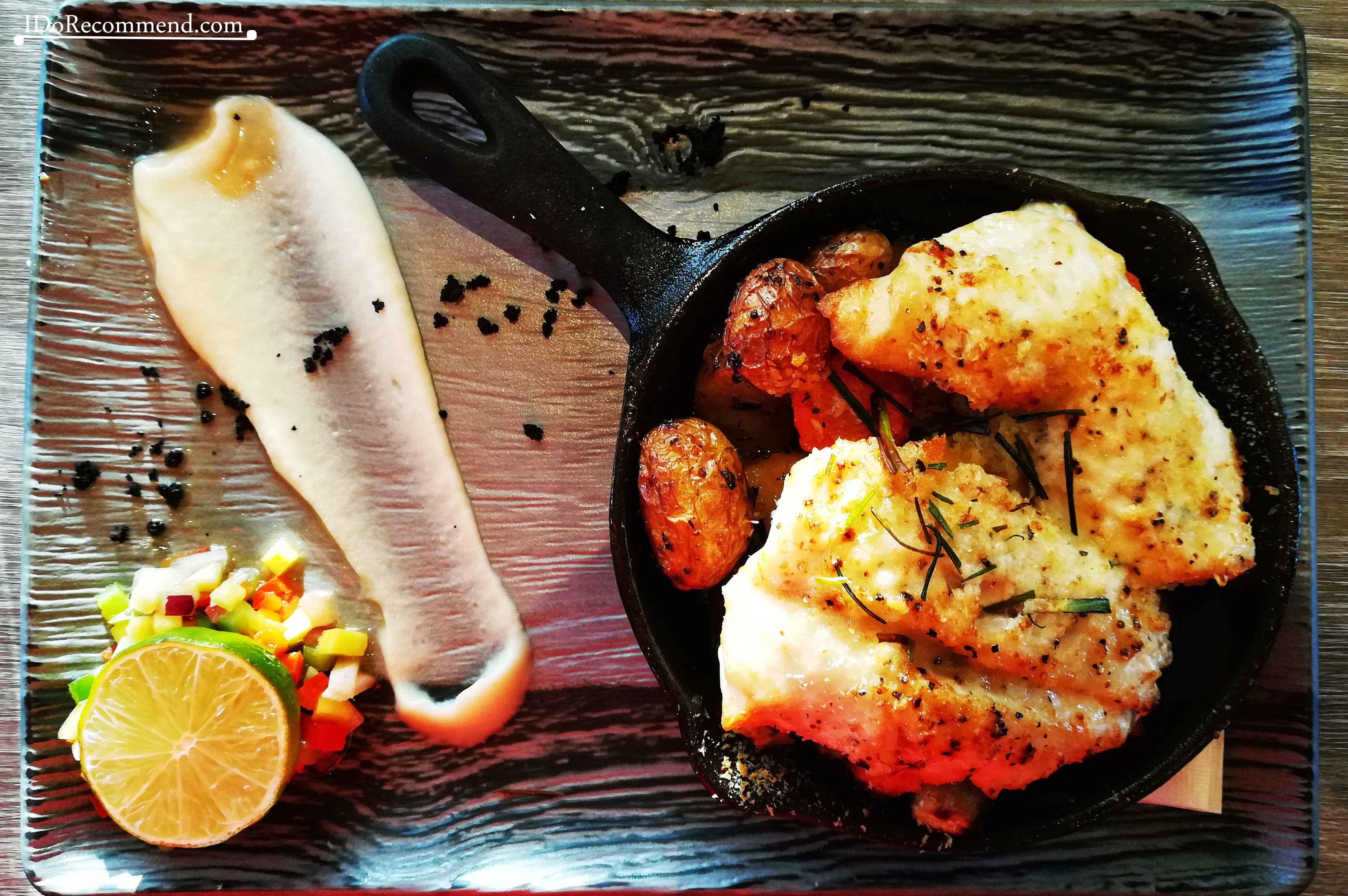 Kaffi Hornið Restaurant in Höfn